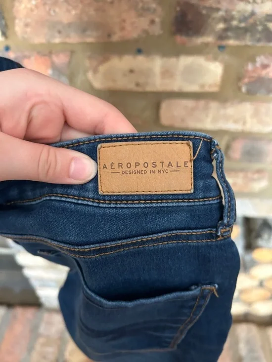 Aeropostale Women's Navy Blue Skinny Jeans - Picture 4 of 4